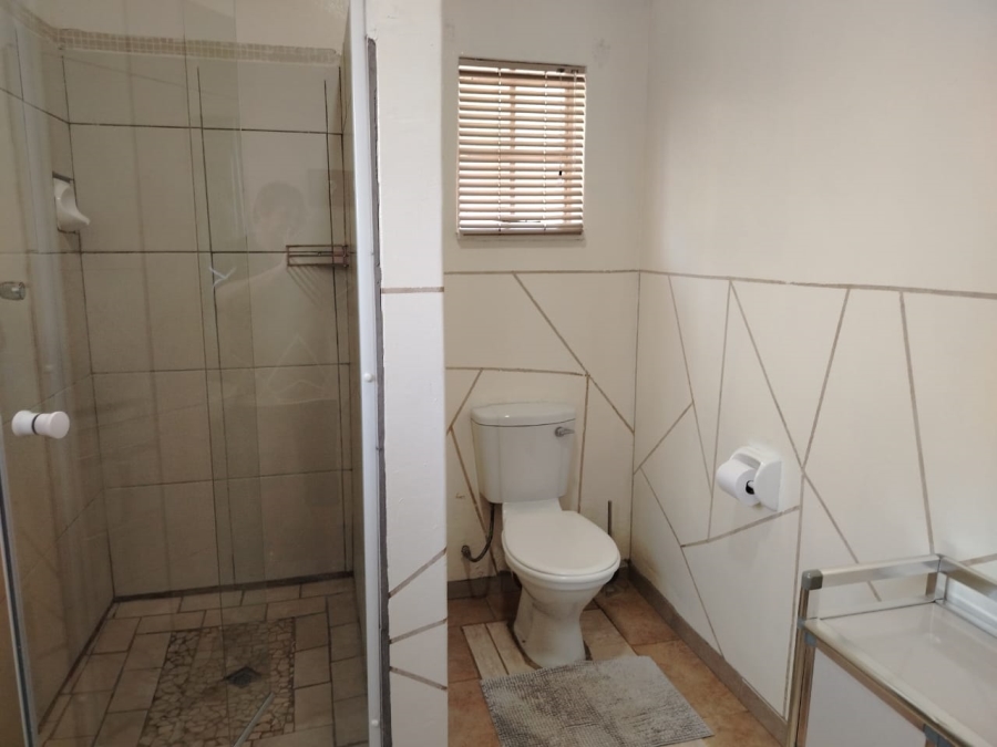 7 Bedroom Property for Sale in Deneysville Free State